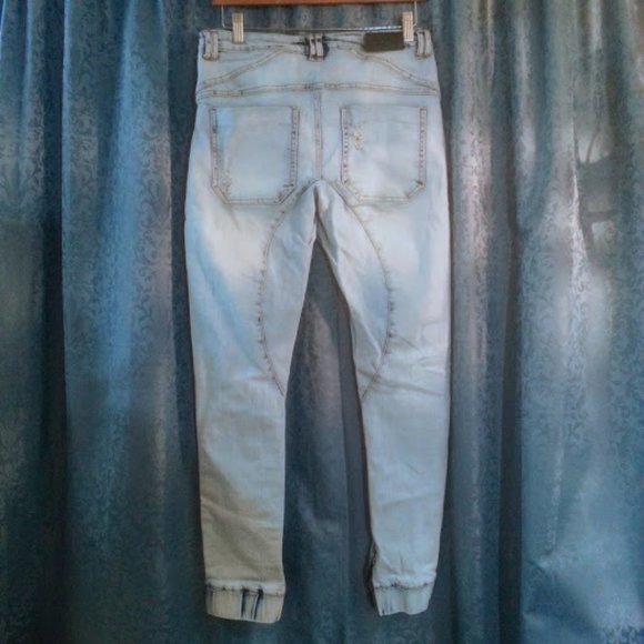 Size Up Tri-Stretch Light Blue Acid Washed Denim Stretch Jeans 31/32 waist - Picture 1 of 9